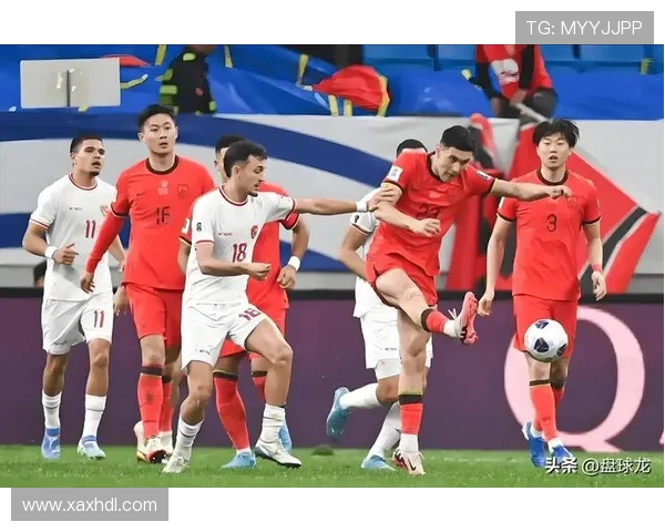 中国男足世预赛关键战告捷年轻球员崛起引发关注持续推动联赛发展前景